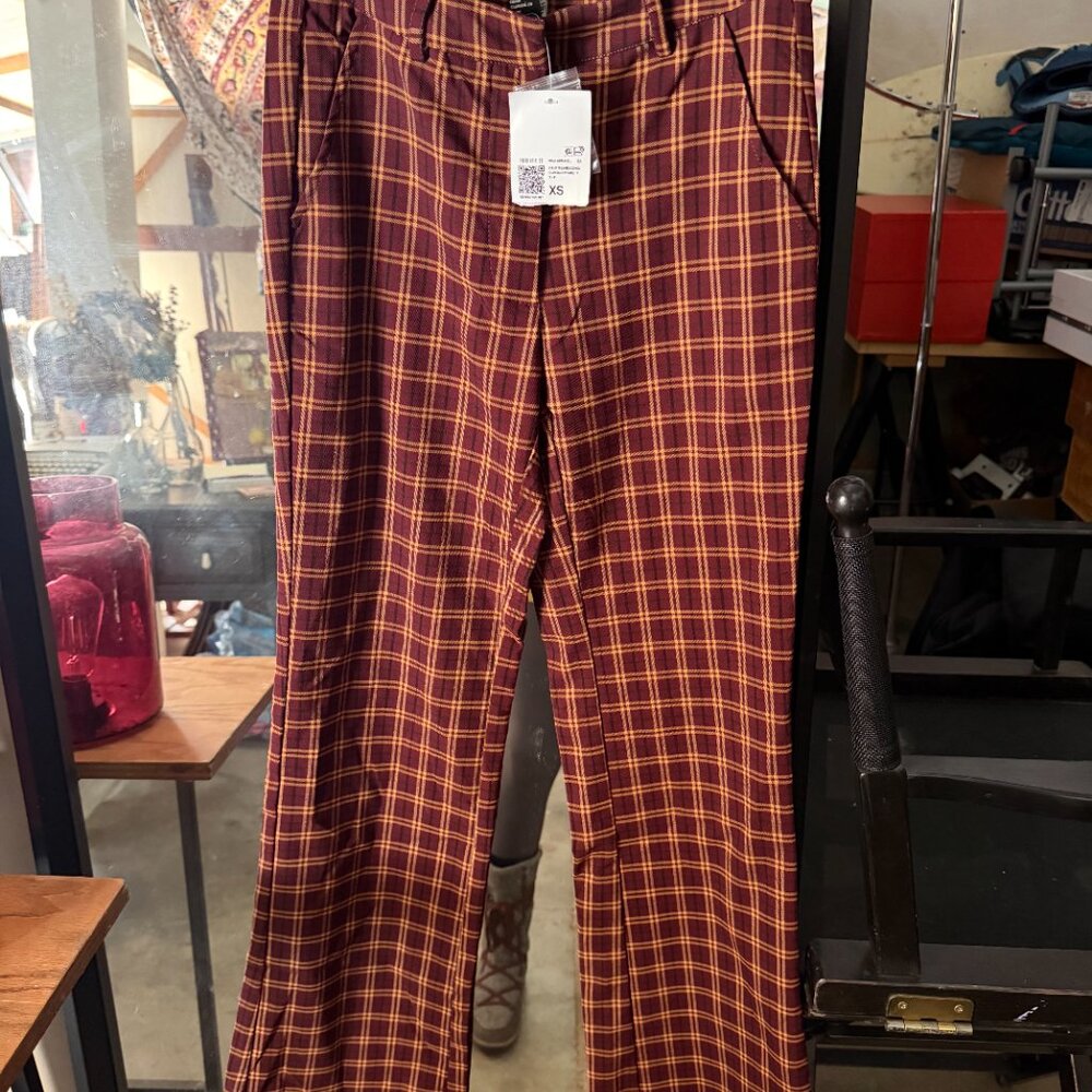 Forever 21 Plaid Flare Pants/Trousers - Maroon & Gold Check - Size XS